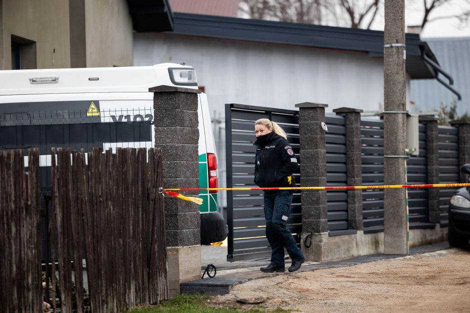 Šeimos tragedija Šalčininkuose: vyrui nušovus žmoną ir nusižudžius, našlaičiais liko du vaikai