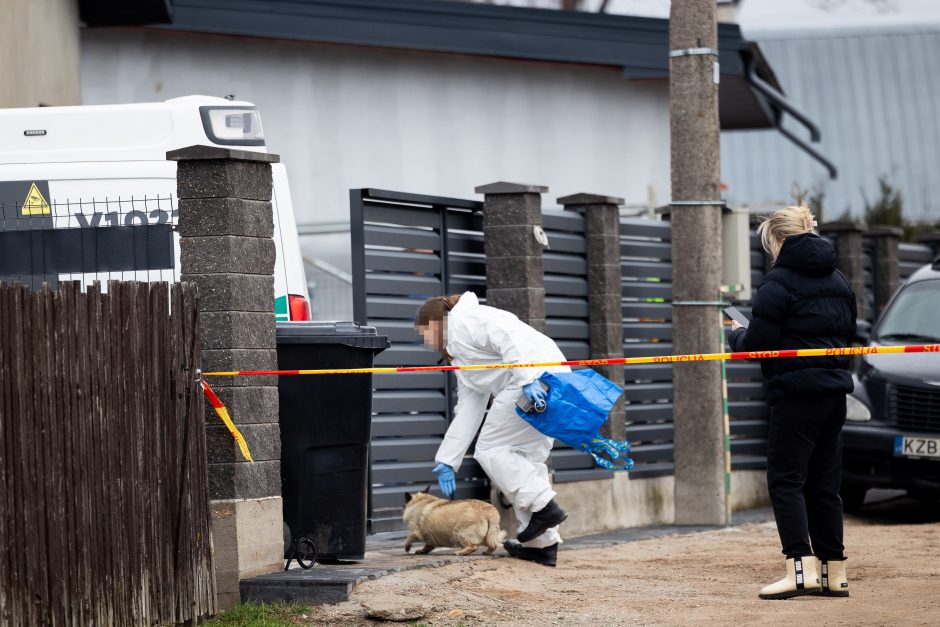 Pažinojusieji nušautą policininkę: apie konfliktus šeimoje niekada nebuvome girdėję