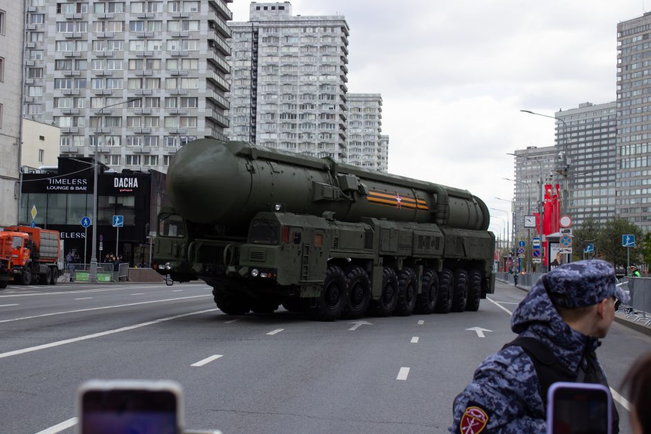 R. Sikorskis: Rusija gali laikyti Kaliningrado srityje 100 branduolinių kovinių galvučių