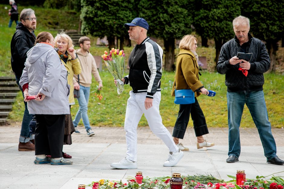 Antakalnio kapinėse – Gegužės 9-oji: „šūdasklaidos“ atstovai, ieškokite informacijos kitur