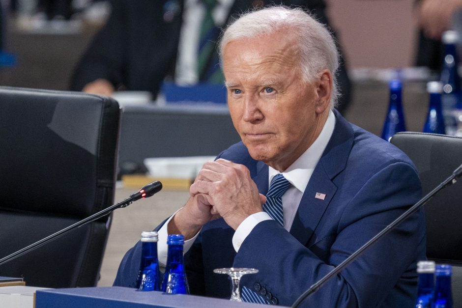 J. Bidenas ragina JAV būti vieninga