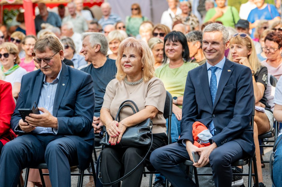 Suskambusiame Kadagių slėnyje klausytojų neišgąsdino nei griaustinis, nei liūtis