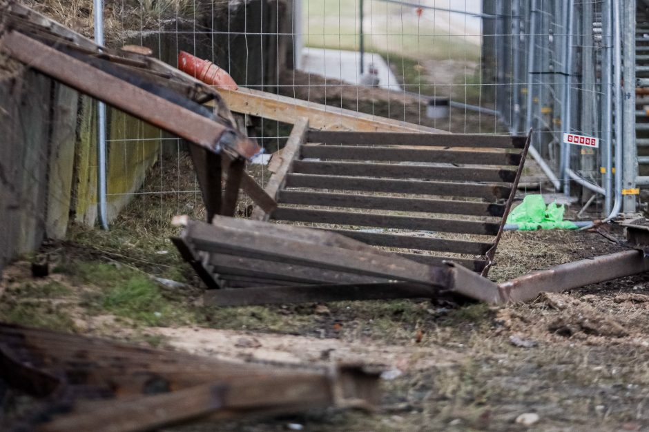 Aliarmas: nukrito vieno iš Kleboniškio tilto turėklai 