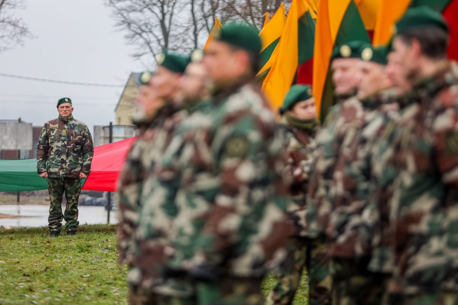 Paskutinę metų dieną ant Pelėdų kalno – nauja Trispalvė