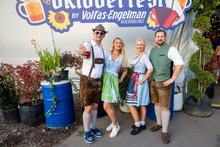 Praūžė „Volfas Engelman Oktoberfestas“: šventinis ritualas, bavariškos tradicijos ir princo vizitas