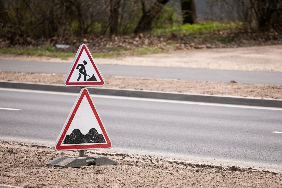 „Kelių priežiūra“: žiemos sezono metu užtaisyta daugiau kaip 180 tūkst. duobių