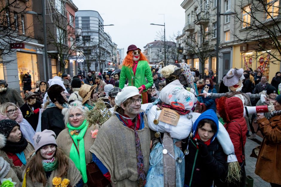 Užgavėnės Šiauliuose: morės, koncertas ir persirengėlių linksmybės