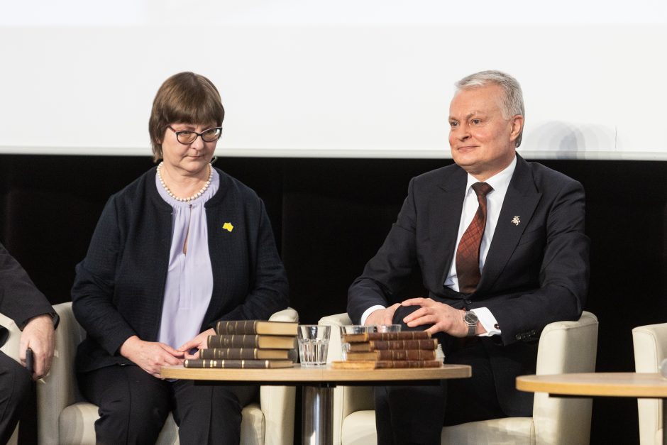 Perleidus „Aušrą“ prezidentas ketina leidinį pristatinėti kelionėse po Lietuvą 