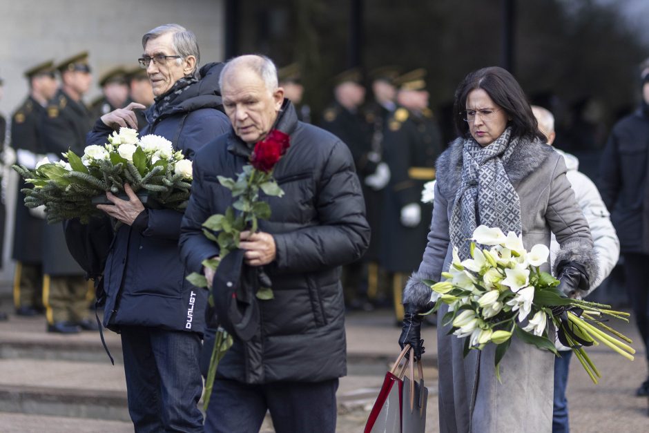 Vilniuje į paskutinę kelionę išlydėtas Nepriklausomybės Akto signataras B. Genzelis 