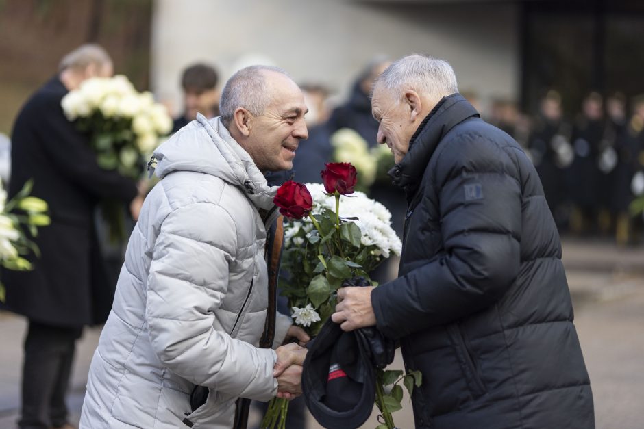 Vilniuje į paskutinę kelionę išlydėtas Nepriklausomybės Akto signataras B. Genzelis 