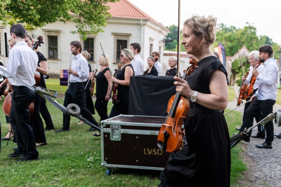 Antrasis didysis Pažaislio festivalio koncertas: atnaujinta programa ir E. Montvido padėka publikai