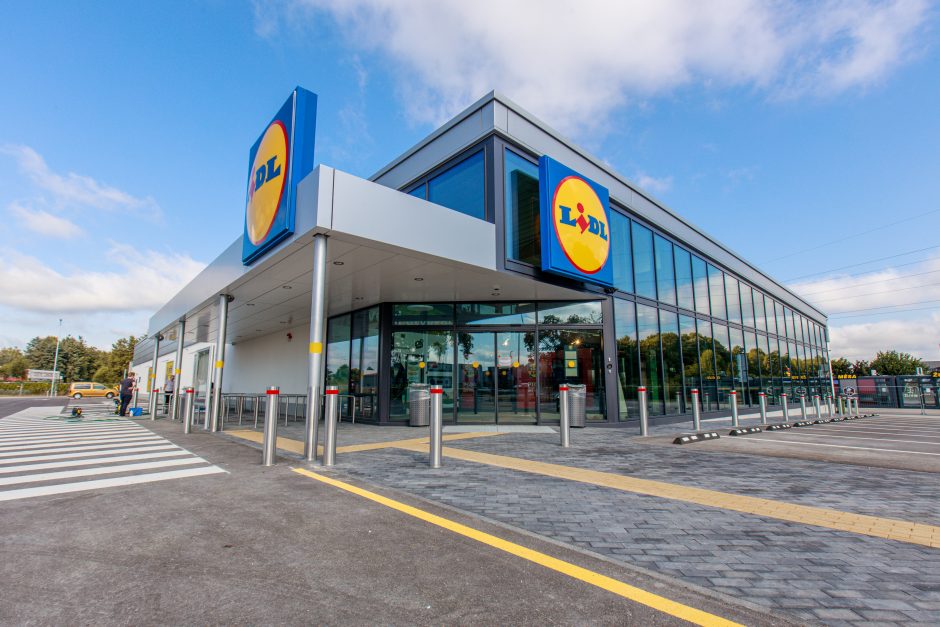 „Lidl“ ruošiasi parduotuvės atidarymui Ringauduose: artimiausiu metu pradės žiedinės sankryžos darbus