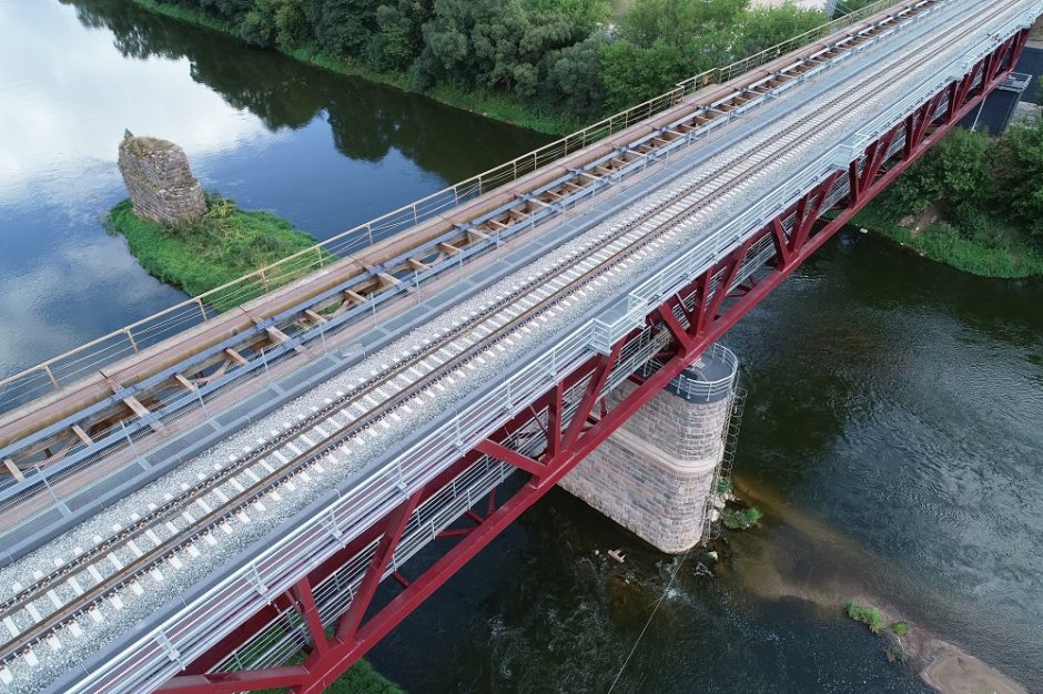 Baigta Jonavos geležinkelio tilto rekonstrukcija 