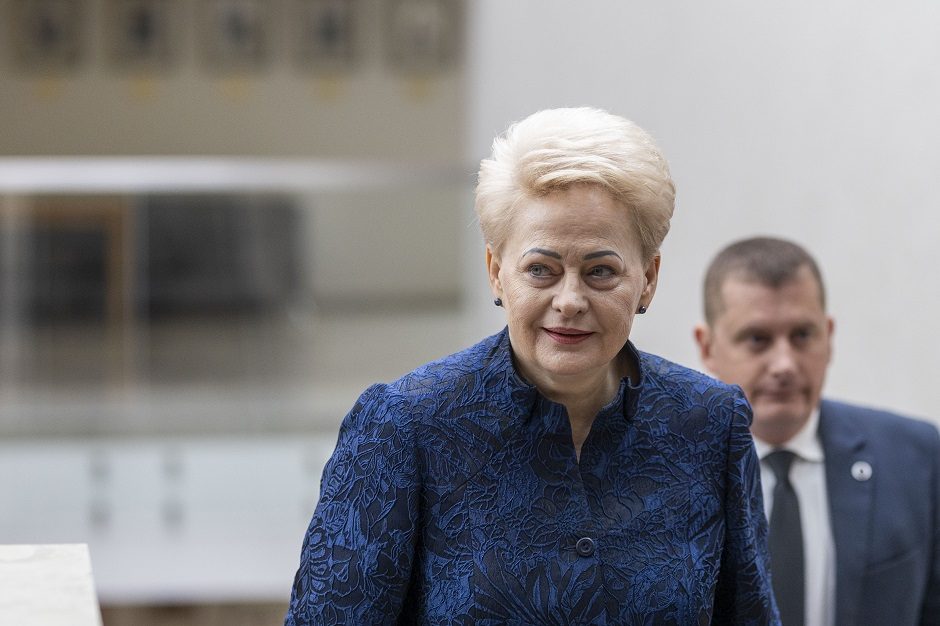 D. Grybauskaitė: Lietuvai būtina tvarkytis su ekonomikos nuosmukiu