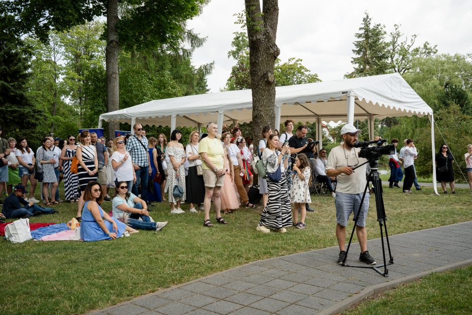 O. Zelenskos žodžiai Kaune: dėkojo už tautiečiams suteiktas galimybes