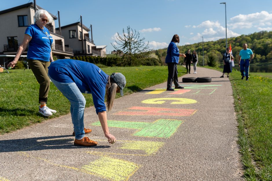 Naujos gatvės tiesimui nepritariantys Žemųjų Šančių gyventojai paminėjo protesto akcijos penkmetį