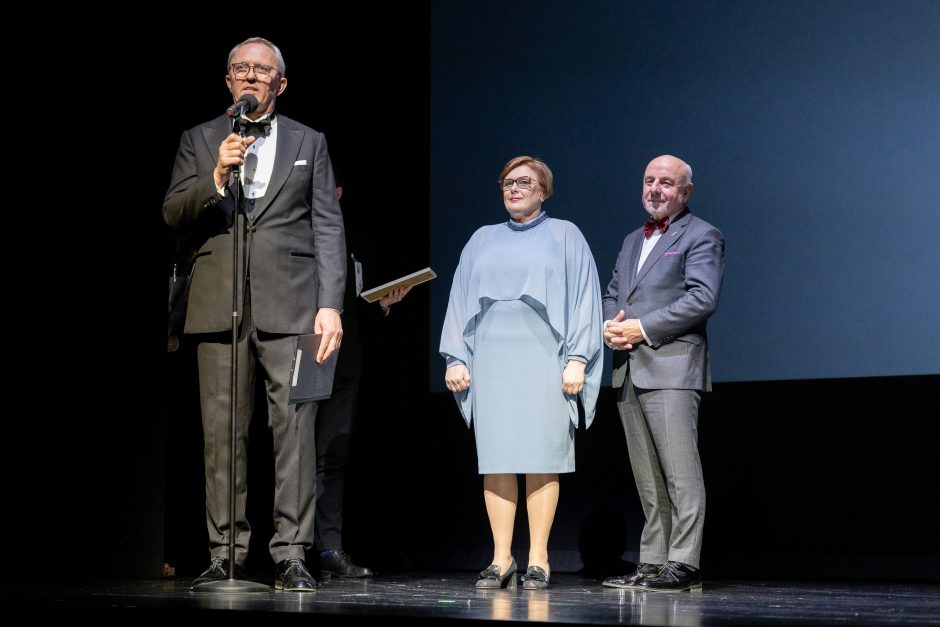 NKDT 104-ąjį gimtadienį vainikavo „Auksinių teatro rūtos šakelių“ apdovanojimai ir koncertas