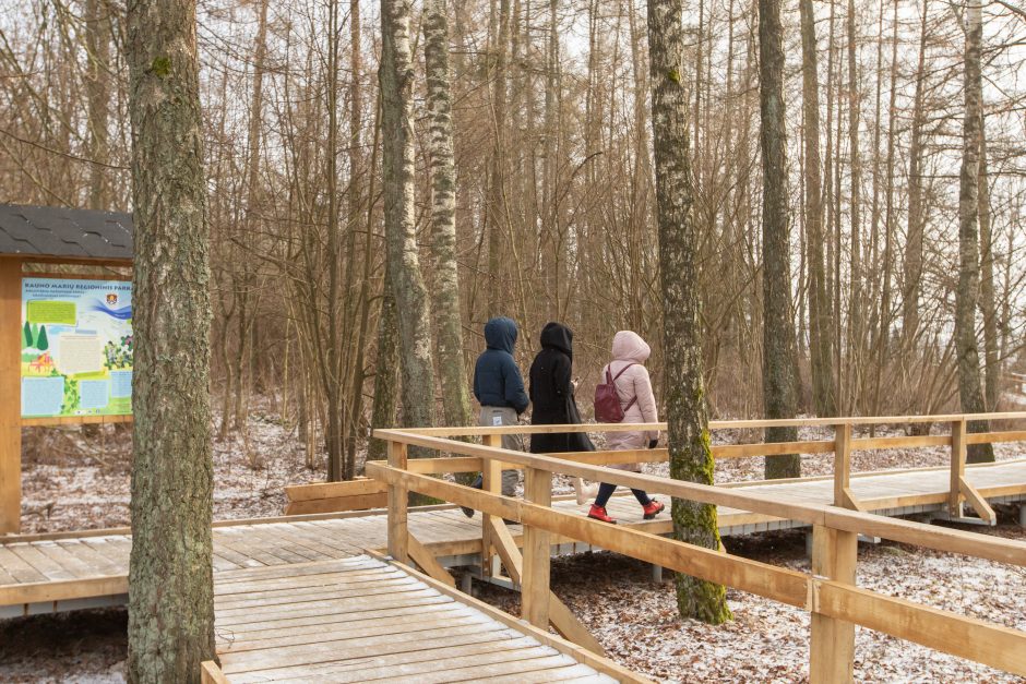 Atnaujinto Kadagių tako lankytojai: čia gražu bet kokiu oru