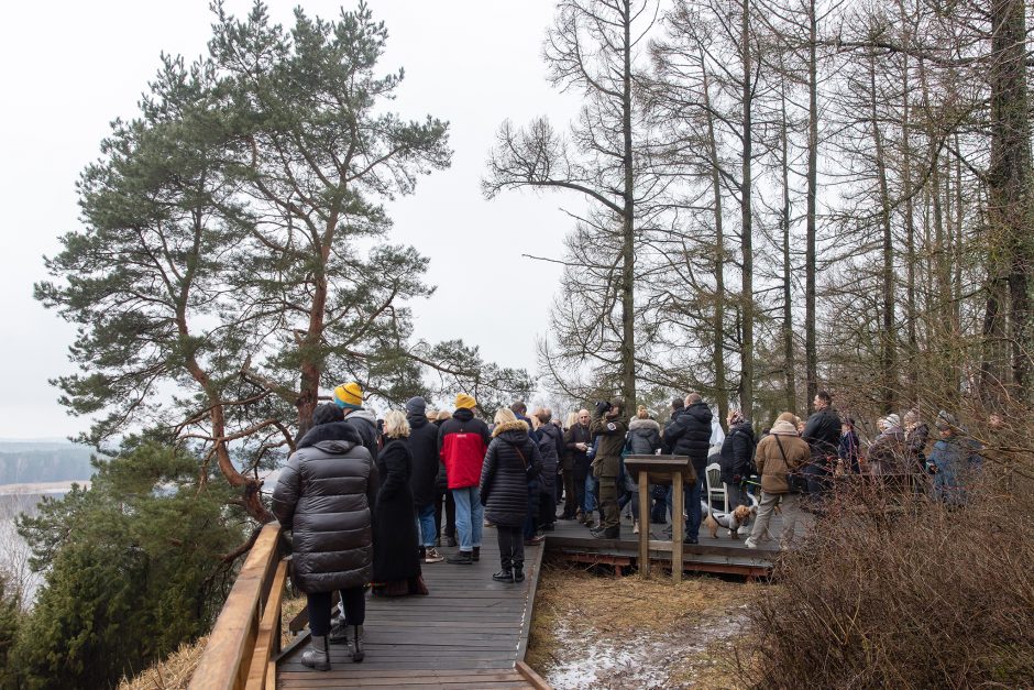 Atnaujintu Kadagių slėniu besidžiaugantys lankytojai: pasiilgome tikro pasivaikščiojimo