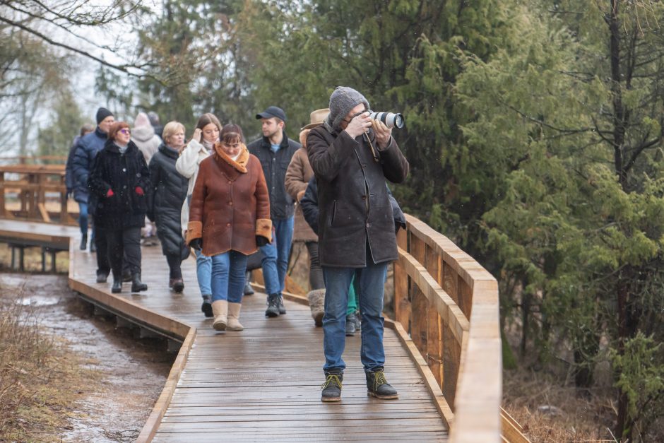 Atnaujintu Kadagių slėniu besidžiaugantys lankytojai: pasiilgome tikro pasivaikščiojimo