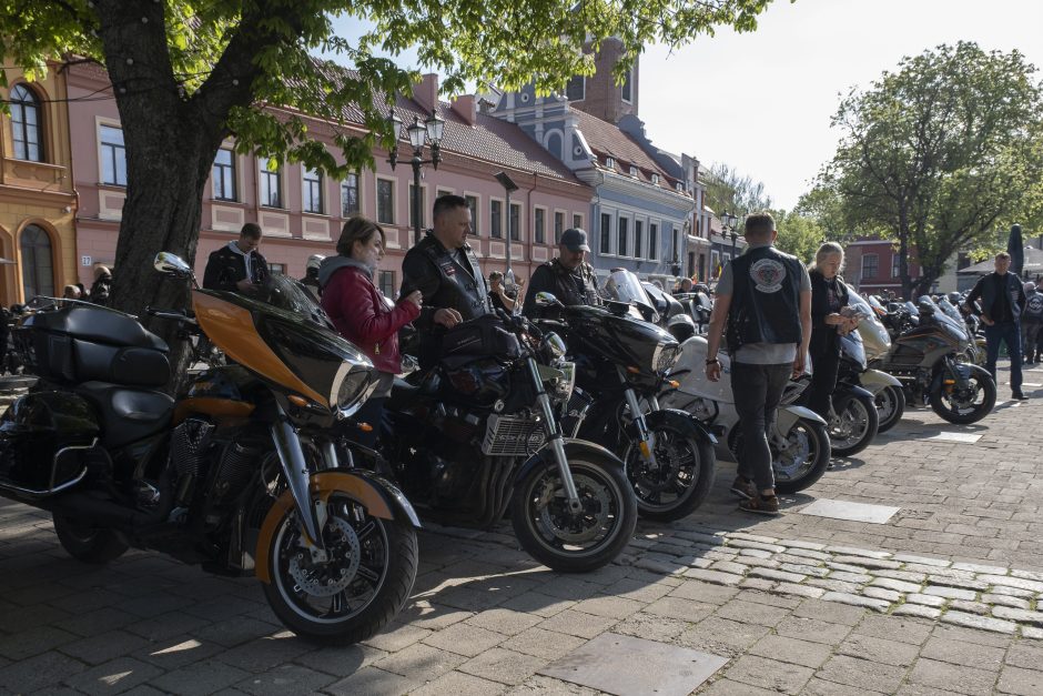 Kaune prasidėjo motociklininkų sezonas – į gatves išriedėjo baikeriai