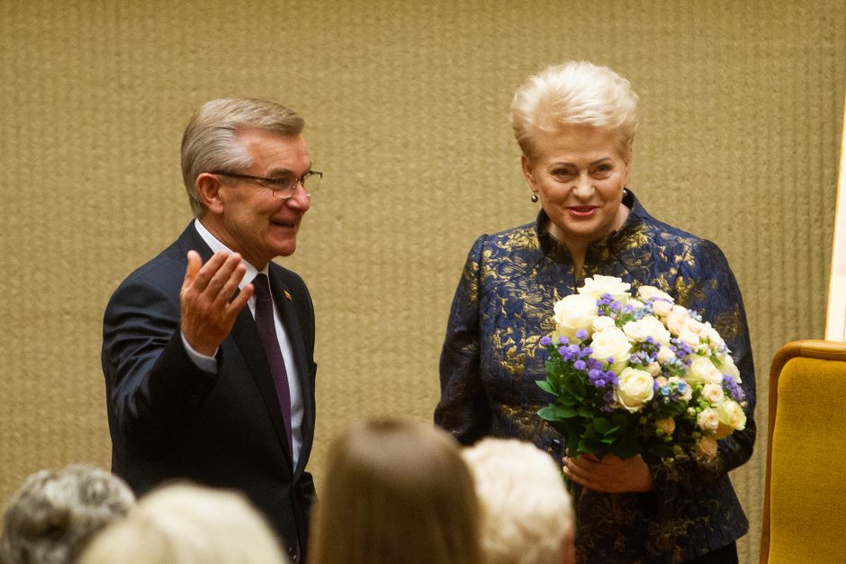 S. Skvernelis tikisi, kad G. Nausėda vienys, o ne skaldys