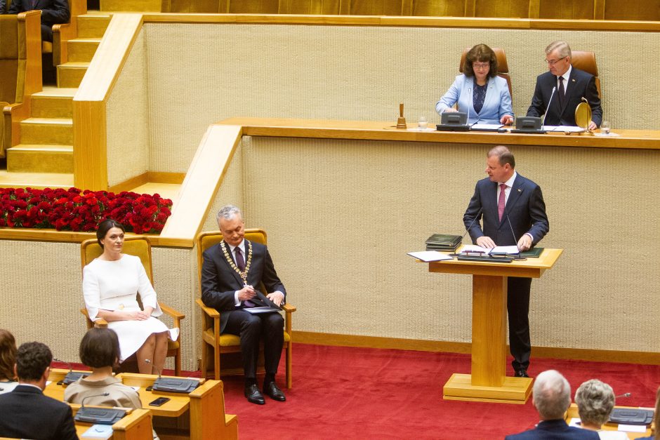 S. Skvernelis tikisi, kad G. Nausėda vienys, o ne skaldys