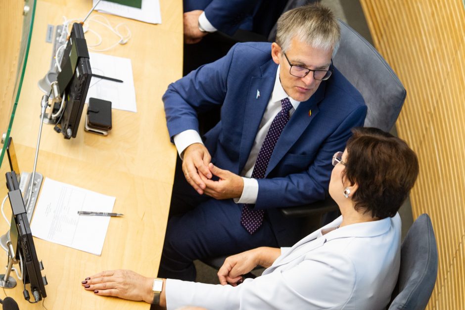 Seimas pradėjo rudens sesiją: laukia mūšis dėl biudžeto