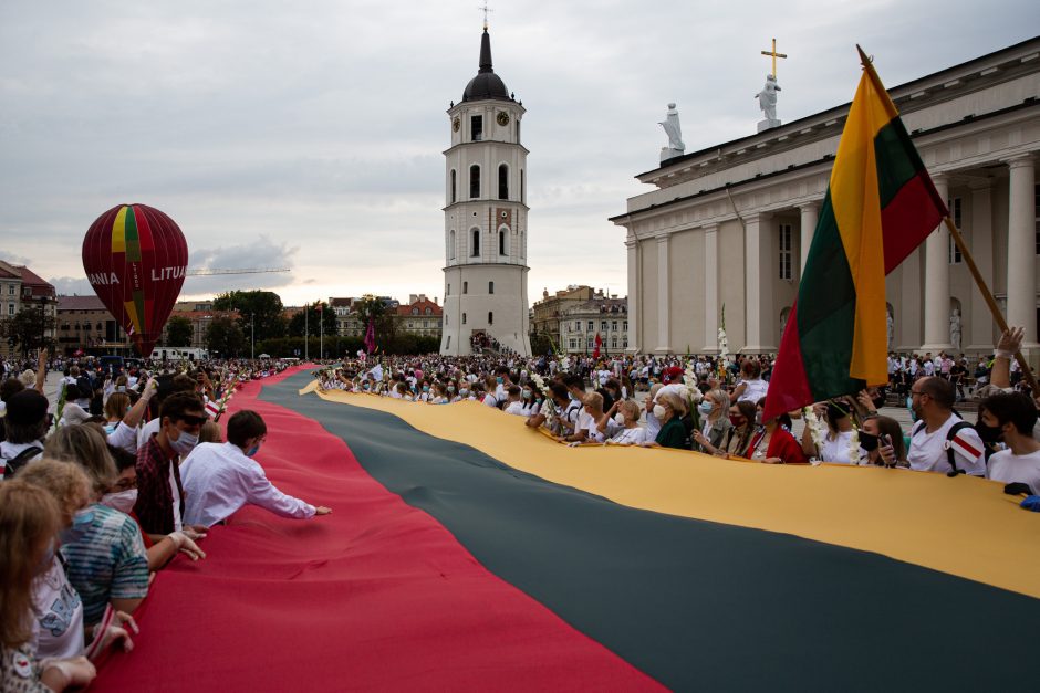 Ką apie Lietuvą pernai rašė užsienio žiniasklaida?