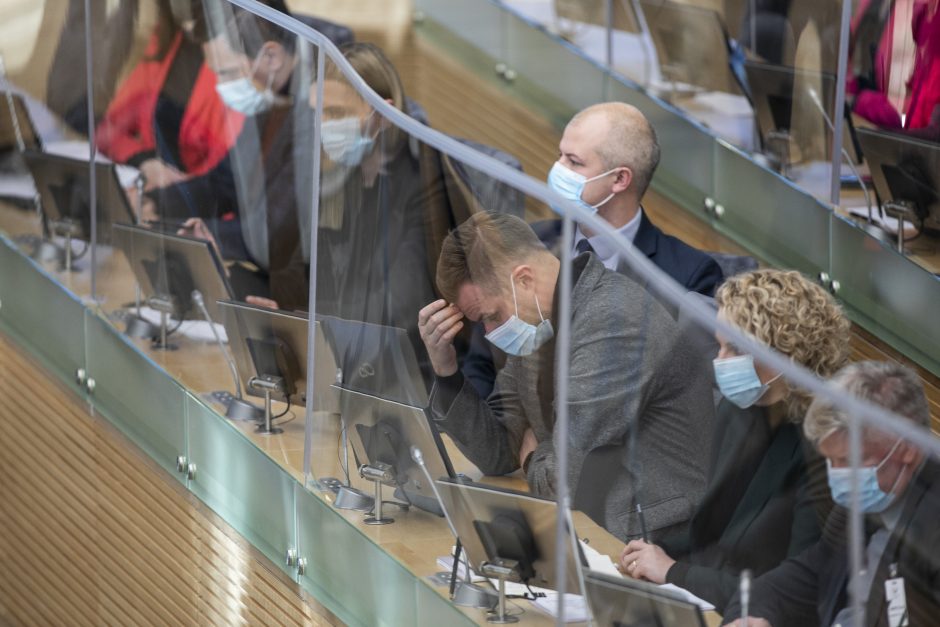 Seimas penktadienį šaukia neeilinį posėdį: tvirtins Vyriausybės programą