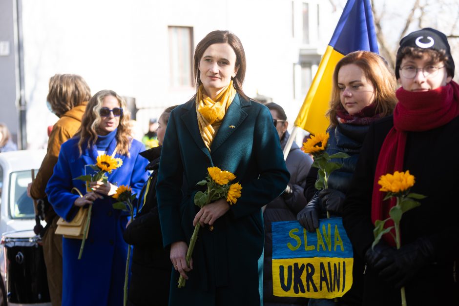 Kovo 8-ąją – solidarumo akcija su Ukrainos moterimis: mes visa širdimi su ukrainiečiais