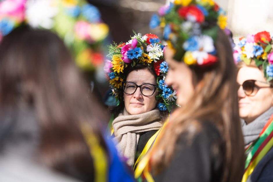 Kovo 8-ąją – solidarumo akcija su Ukrainos moterimis: mes visa širdimi su ukrainiečiais