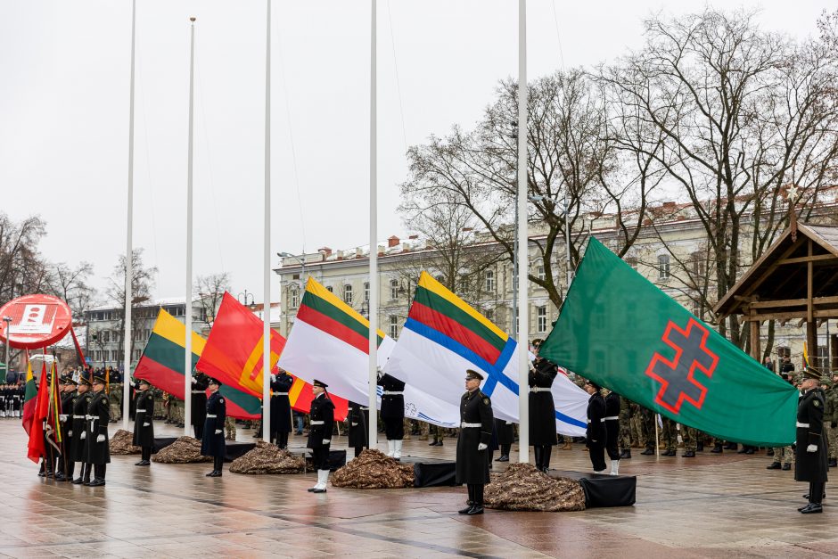 G. Nausėda kariuomenės minėjime: Lietuva išlieka Rusijos imperinių ambicijų taikinyje