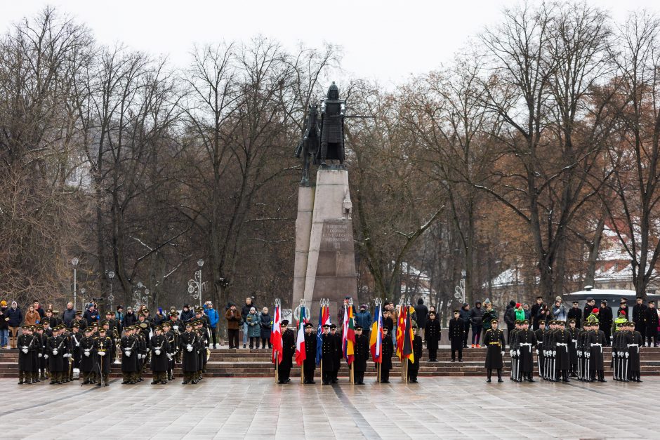 G. Nausėda kariuomenės minėjime: Lietuva išlieka Rusijos imperinių ambicijų taikinyje