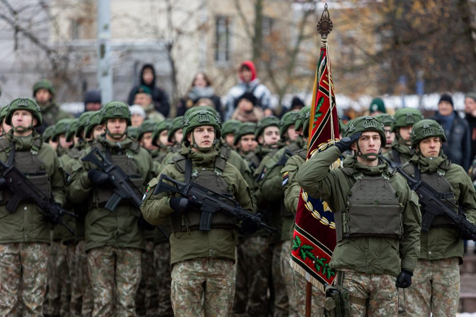 G. Nausėda kariuomenės minėjime: Lietuva išlieka Rusijos imperinių ambicijų taikinyje