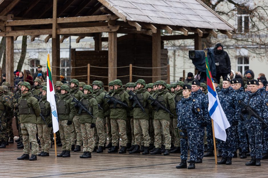 G. Nausėda kariuomenės minėjime: Lietuva išlieka Rusijos imperinių ambicijų taikinyje