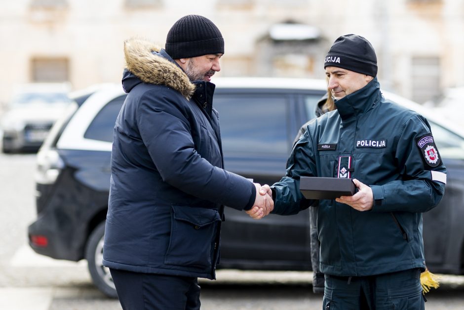 Policija ruošiasi NATO viršūnių susitikimui: pirko 12 naujų automobilių