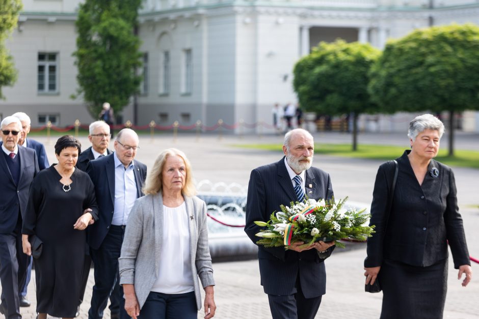 G. Nausėda: A. Adamkienė Lietuvai dovanojo eleganciją, pagarbą, labdarystės tradicijas