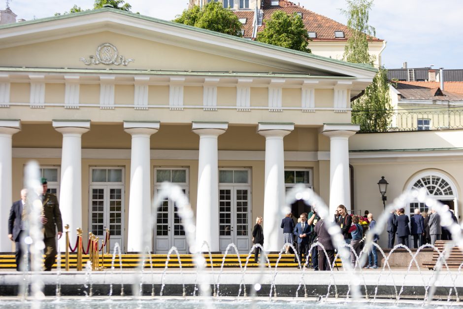 G. Nausėda: A. Adamkienė Lietuvai dovanojo eleganciją, pagarbą, labdarystės tradicijas