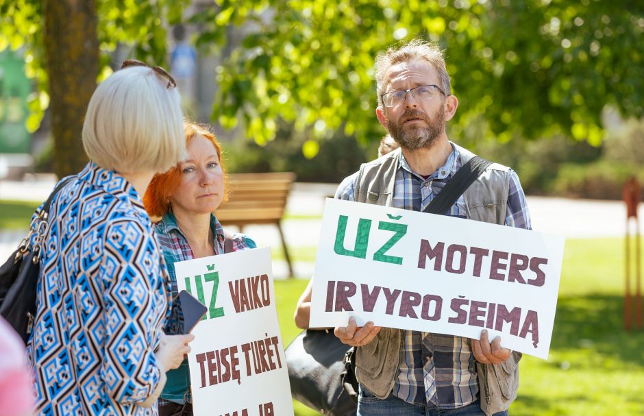 Civilinės sąjungos įstatymo nenori: tai – manipuliacija