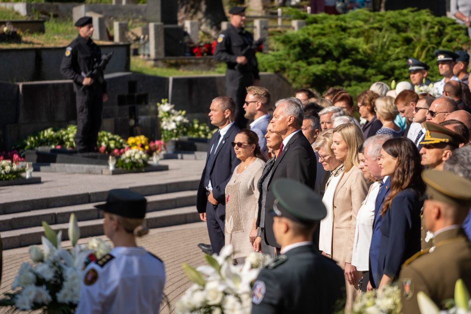 Medininkuose paminėtos 30-osios žudynių metinės