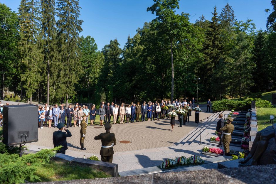 Medininkuose paminėtos 30-osios žudynių metinės