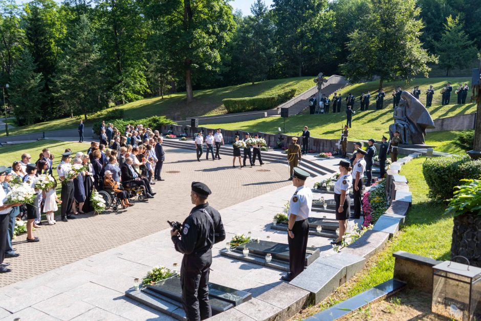 Medininkuose paminėtos 30-osios žudynių metinės