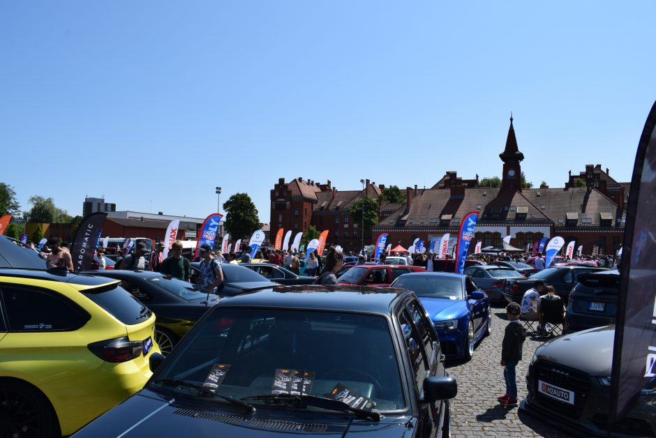 Išskirtinių automobilių paroda „Memel Motor Fest“ sutraukė minią klaipėdiečių