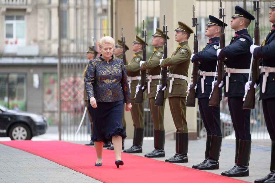 S. Skvernelis tikisi, kad G. Nausėda vienys, o ne skaldys