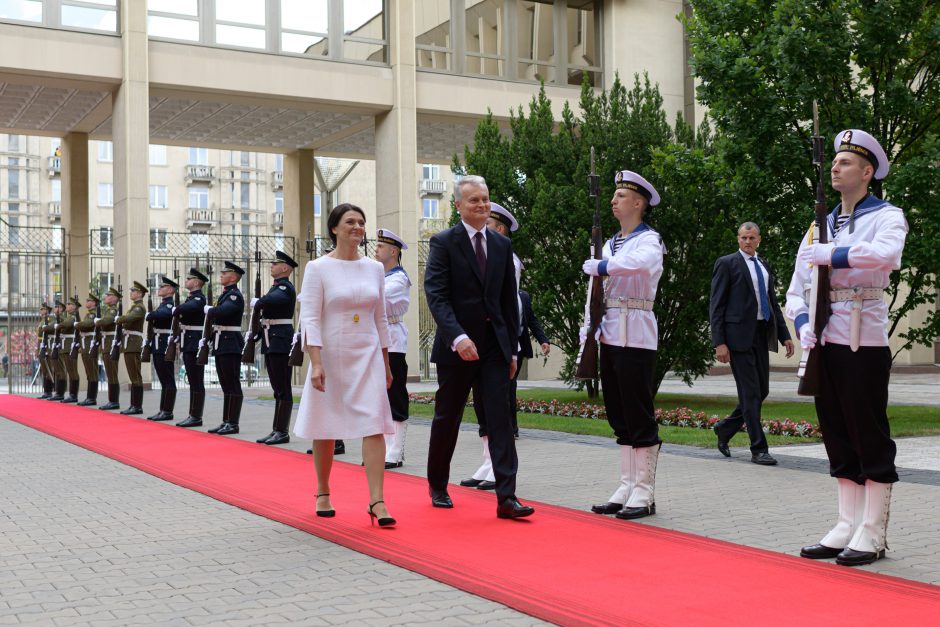 S. Skvernelis tikisi, kad G. Nausėda vienys, o ne skaldys