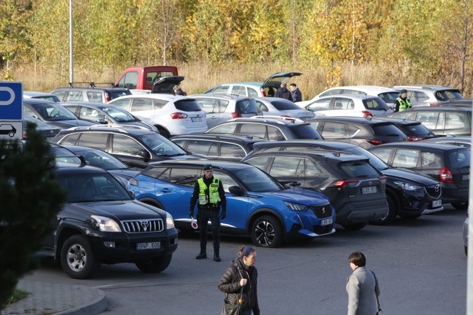 Klaipėdiečiai į kapines keliavo be incidentų