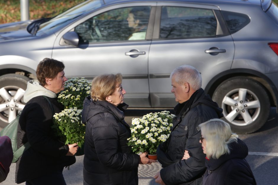 Klaipėdiečiai į kapines keliavo be incidentų