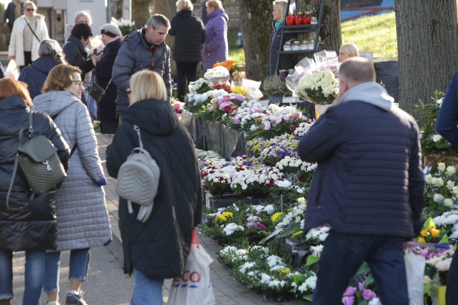 Klaipėdiečiai į kapines keliavo be incidentų