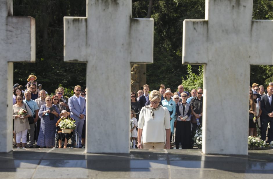 Medininkuose paminėtos 30-osios žudynių metinės